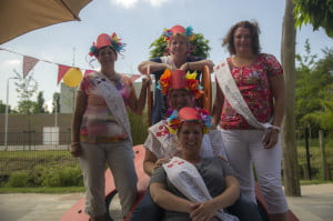 Jubilarissen Irma, Mirjam, Silvia, Marjo en Wendy